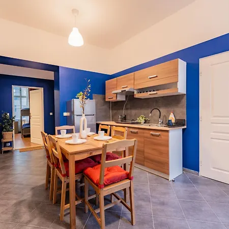 Stellar Female Hostel Praha